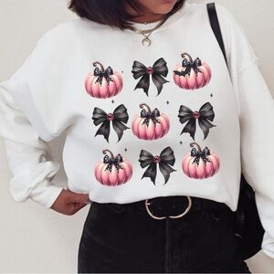 NEW Croquette Pumpkins Halloween Graphic Crew Neck Long Sleeve Sweatshirt